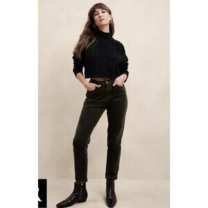 Banana Republic High-Rise Slim Corduroy Pant in Mallard Green